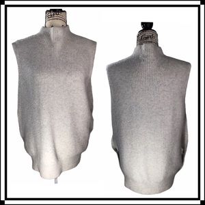 Banana Republic Side Envelope Sleeveless Pullover